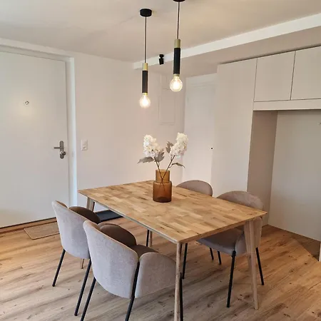B Post , Freshly Renovated, Location Near Interlaken *