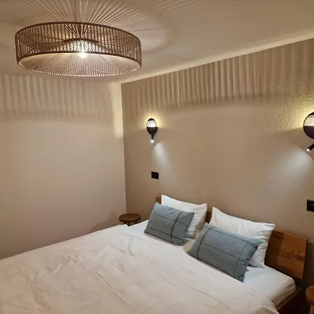 Apartment B Post , Freshly Renovated, Location Near Interlaken *