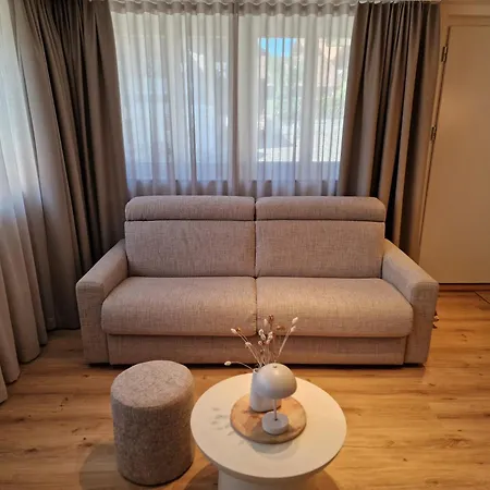 Apartment B Post , Freshly Renovated, Location Near Interlaken Ringgenberg